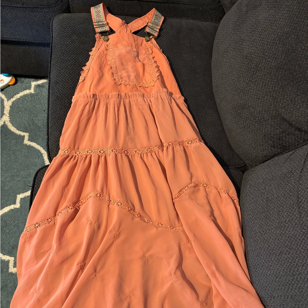 Maxi overall Dress with Lace Details